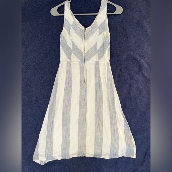 Lulu’s Blue and White Tie Front Dress - Picture 3 of 3